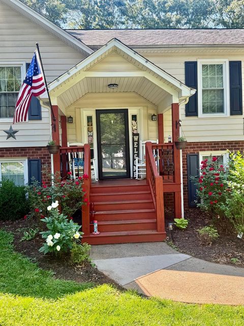 Tiny photo for 210 Woodville Drive, Forest, VA 24551 (MLS # 366554)