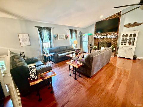 Tiny photo for 210 Woodville Drive, Forest, VA 24551 (MLS # 366554)