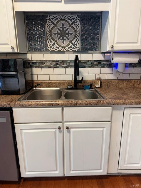 Tiny photo for 210 Woodville Drive, Forest, VA 24551 (MLS # 366554)