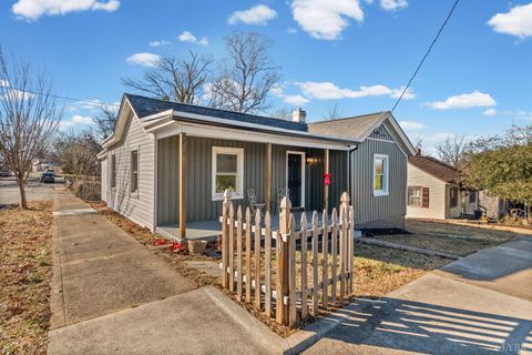 Tiny photo for 2961 Triangle Place, Lynchburg, VA 24501 (MLS # 363489)