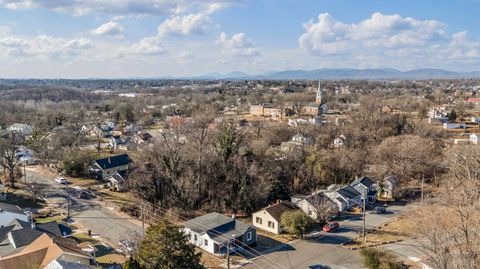 Tiny photo for 2961 Triangle Place, Lynchburg, VA 24501 (MLS # 363489)