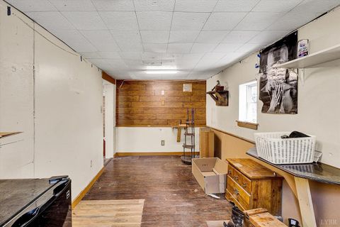 Tiny photo for 5215 Kanawha Trail, Covington, VA 24426 (MLS # 366157)