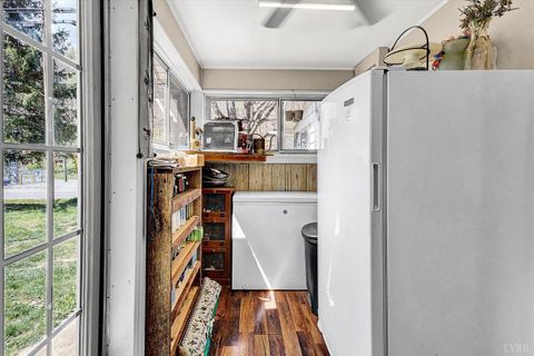 Tiny photo for 5215 Kanawha Trail, Covington, VA 24426 (MLS # 366157)