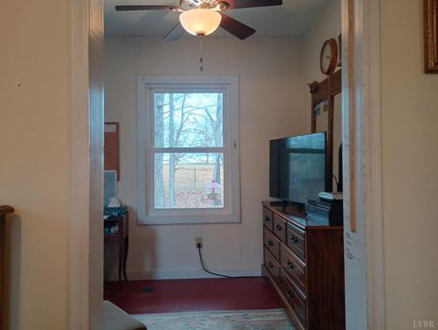Tiny photo for 3901 Midland Rd Rd, Wingina, VA 24599 (MLS # 364657)