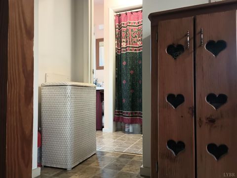 Tiny photo for 3901 Midland Rd Rd, Wingina, VA 24599 (MLS # 364657)