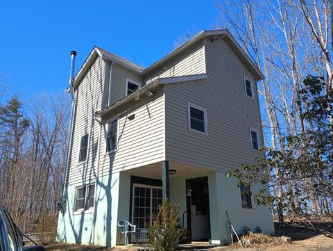 Photo of 3901 Midland Rd Rd, Wingina, VA 24599 (MLS # 364657)