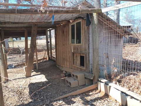 Tiny photo for 3901 Midland Rd Rd, Wingina, VA 24599 (MLS # 364657)