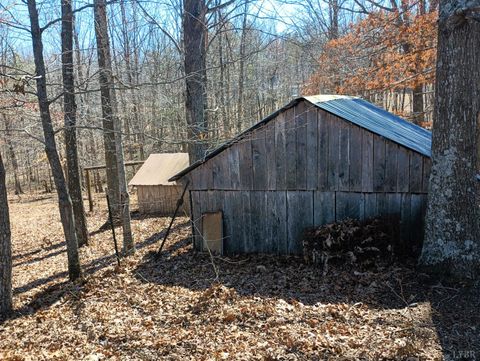 Tiny photo for 3901 Midland Rd Rd, Wingina, VA 24599 (MLS # 364657)