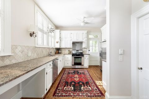 Tiny photo for 1079 Rivermont Terrace, Lynchburg, VA 24503 (MLS # 365727)