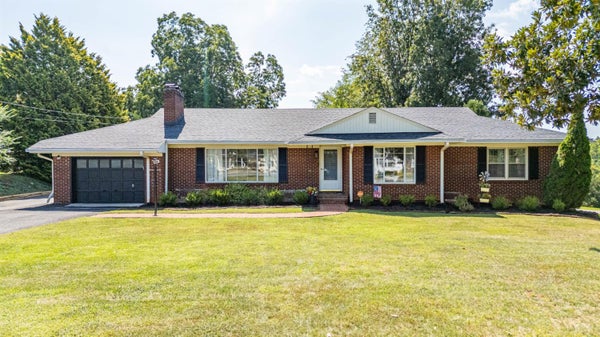 348 N MAIN ST, AMHERST, VA 24521 - Image 086019e1030ee78d414b214d13e5d4e8/1162619048