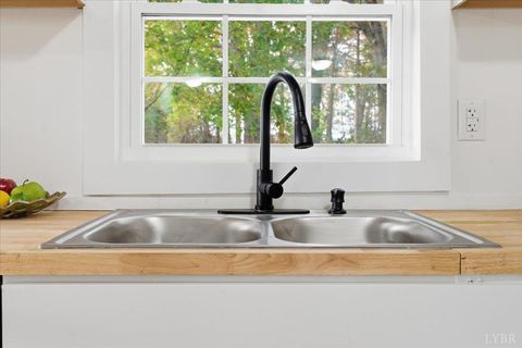 Tiny photo for 4200 Museville Road, Chatham, VA 24531 (MLS # 362846)