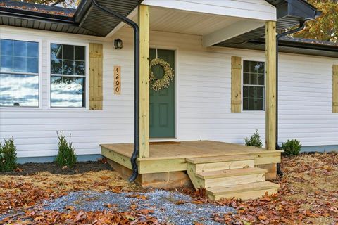 Tiny photo for 4200 Museville Road, Chatham, VA 24531 (MLS # 362846)