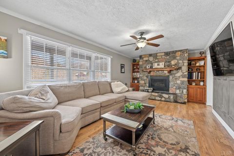 Tiny photo for 105 New Kent Drive, Goode, VA 24556 (MLS # 364394)