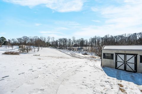 Tiny photo for 105 New Kent Drive, Goode, VA 24556 (MLS # 364394)