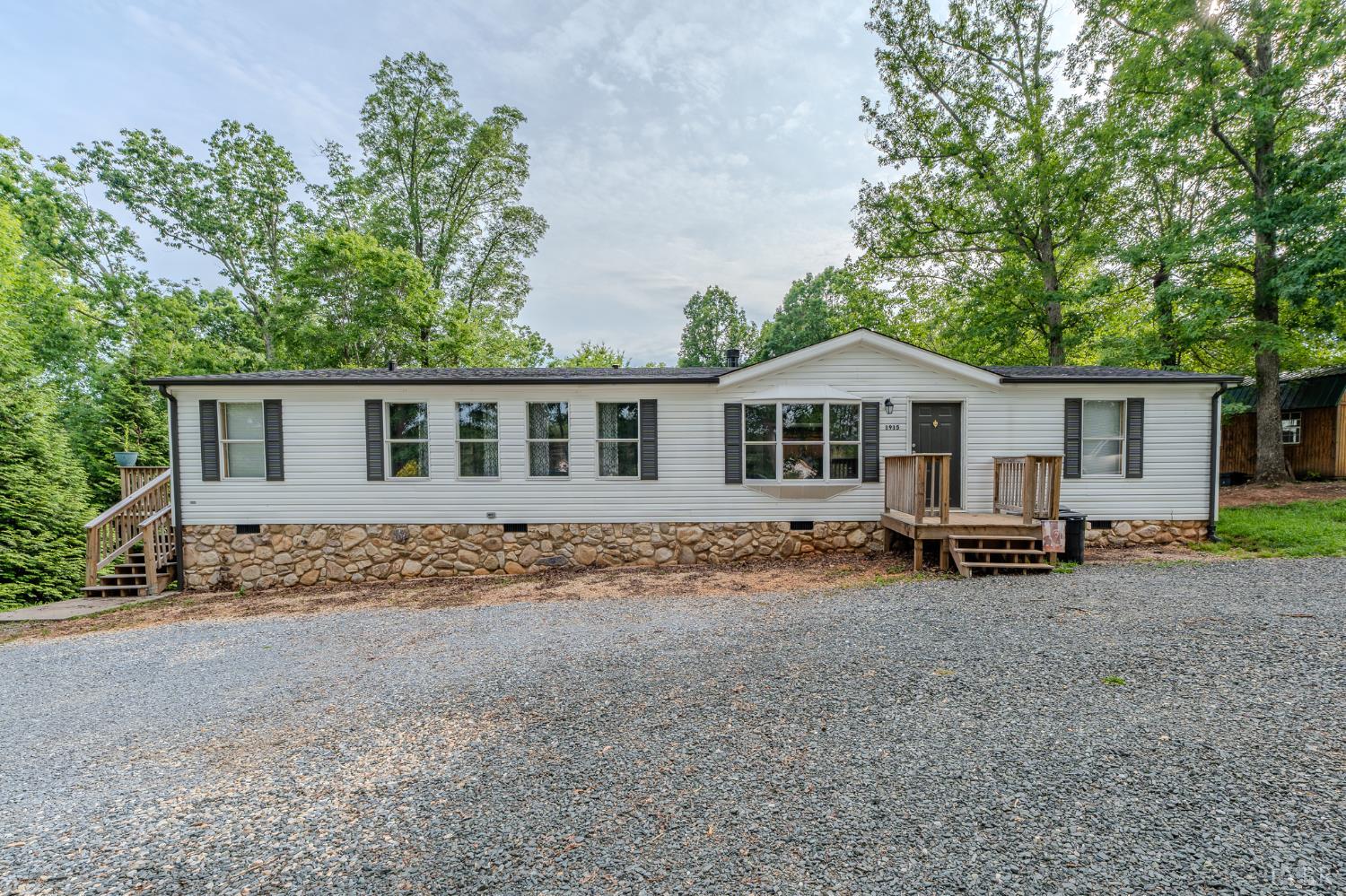 1915 Elon Rd Rd, Madison Heights, Virginia image 1