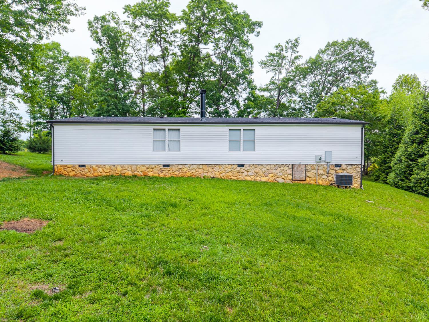 1915 Elon Rd Rd, Madison Heights, Virginia image 6