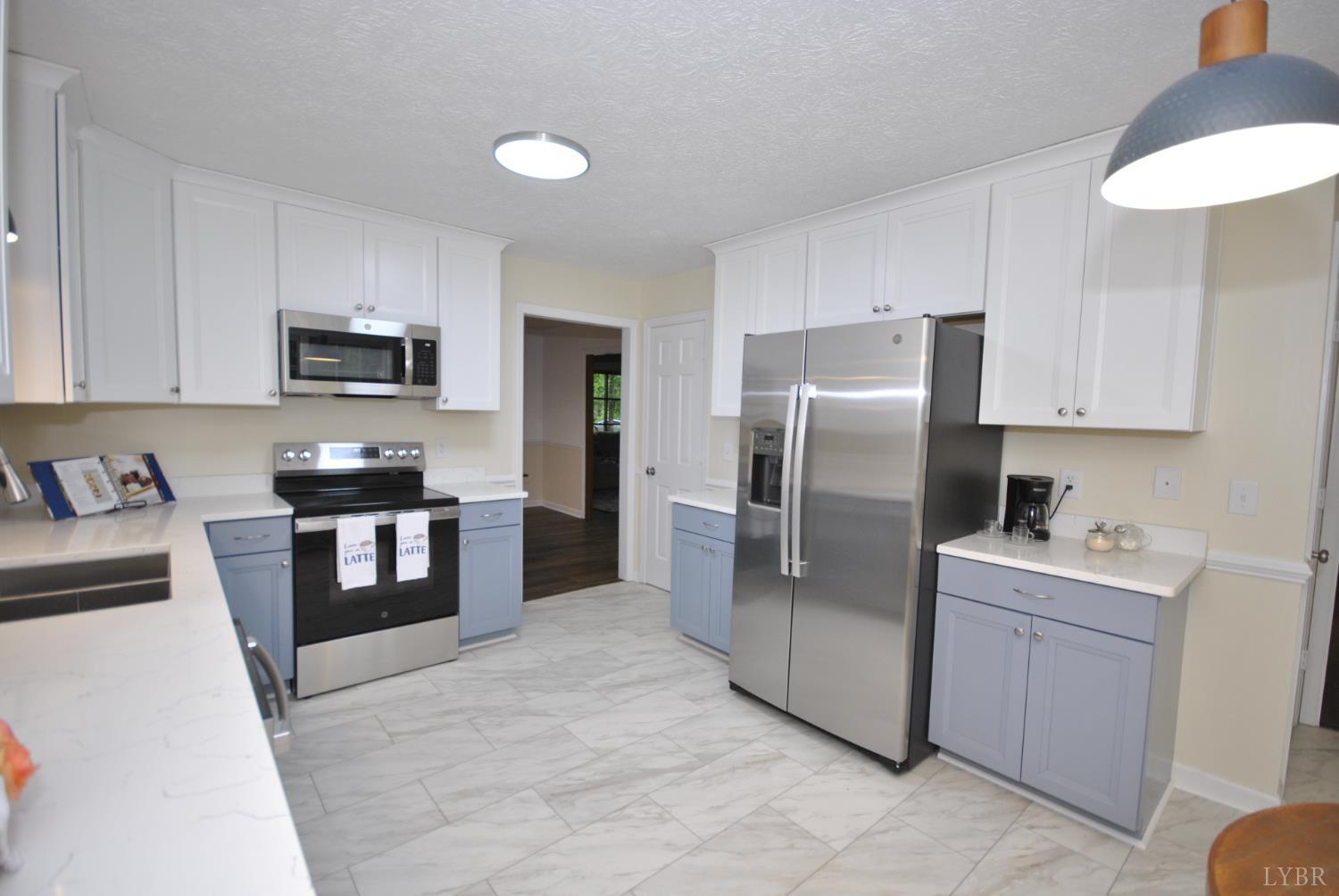 94 N Lake Drive, Lynchburg, Virginia image 19