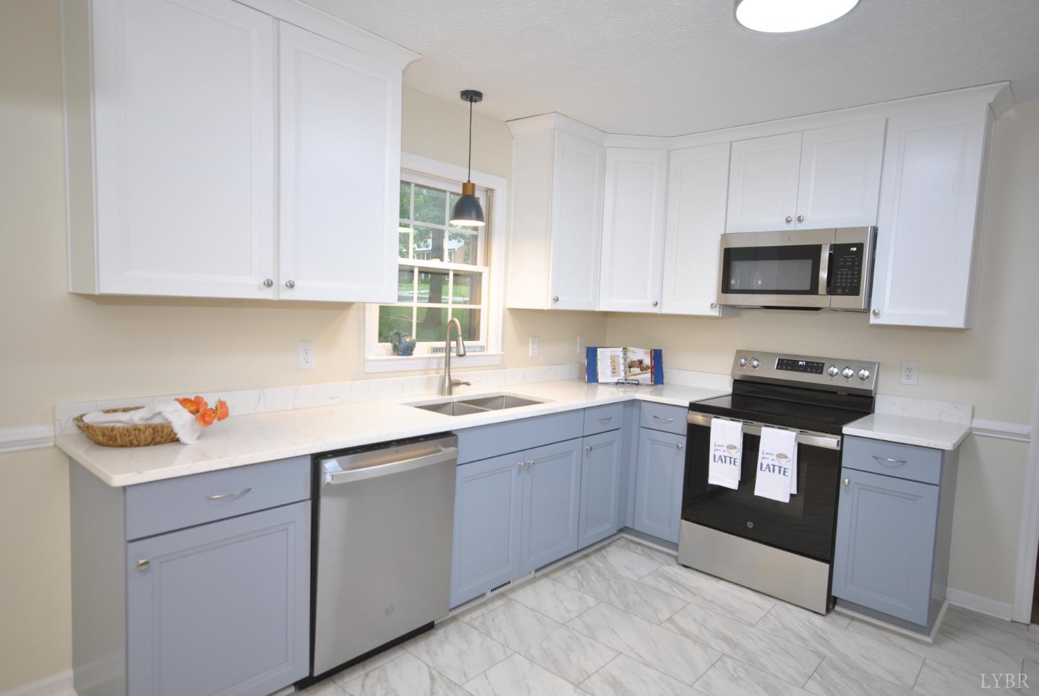 94 N Lake Drive, Lynchburg, Virginia image 20