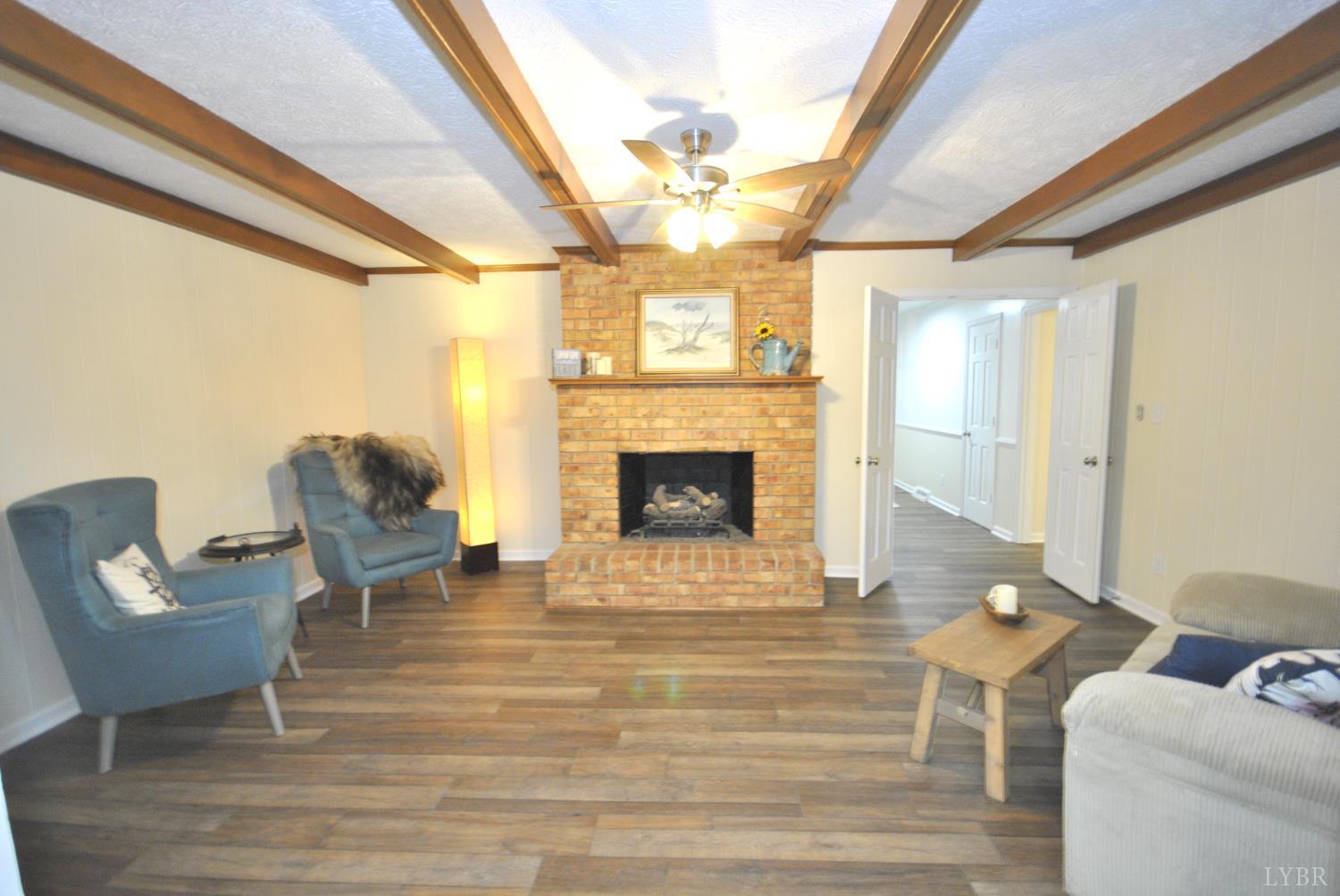 94 N Lake Drive, Lynchburg, Virginia image 24
