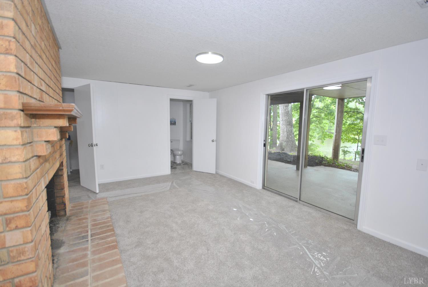 94 N Lake Drive, Lynchburg, Virginia image 44