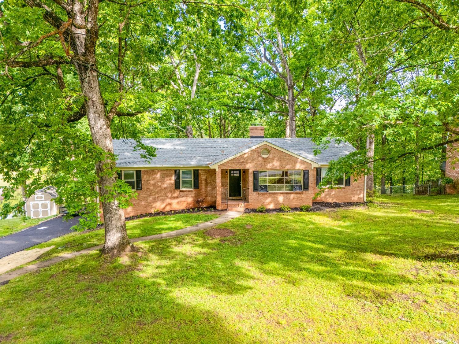 94 N Lake Drive, Lynchburg, Virginia image 1