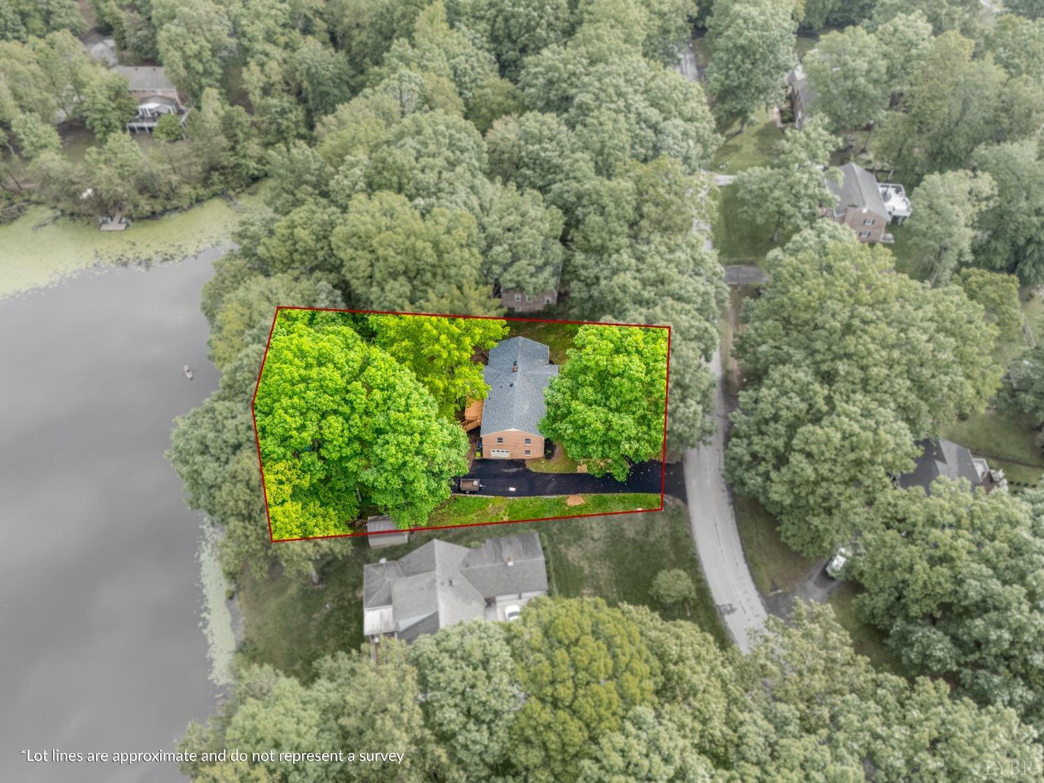 94 N Lake Drive, Lynchburg, Virginia image 2