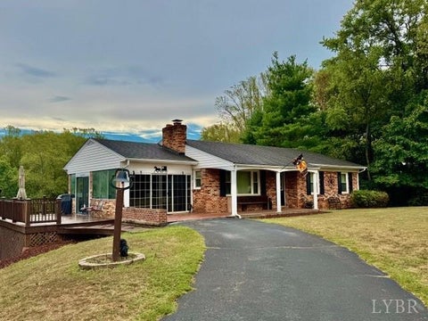 Homes For Sale - 899 Burks Hill Rd Rd<br/> Bedford County, Bedford, VA 24523