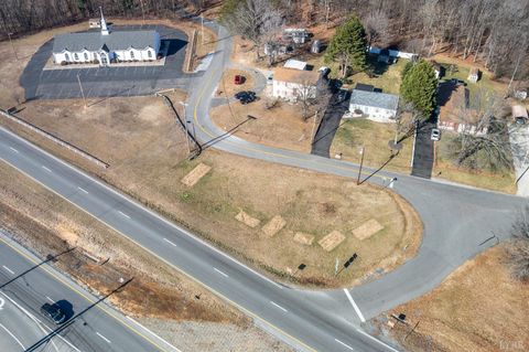 Tiny photo for 286 Rockwell Road, Lynchburg, VA 24504 (MLS # 364269)