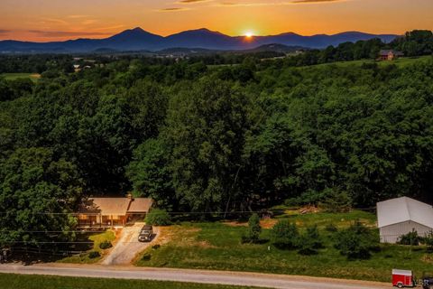 Homes For Sale - 107 Shepherd Lane<br/> Bedford County, Bedford, VA 24523