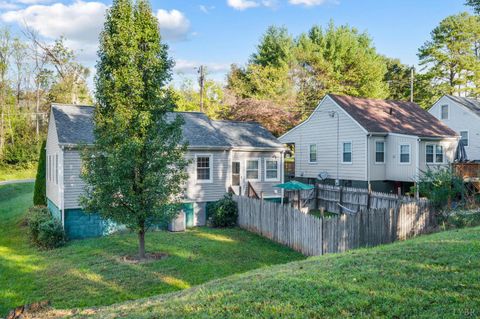 Tiny photo for 4812 Windsor Avenue, Lynchburg, VA 24502 (MLS # 362526)