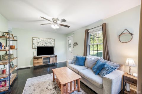Tiny photo for 4812 Windsor Avenue, Lynchburg, VA 24502 (MLS # 362526)