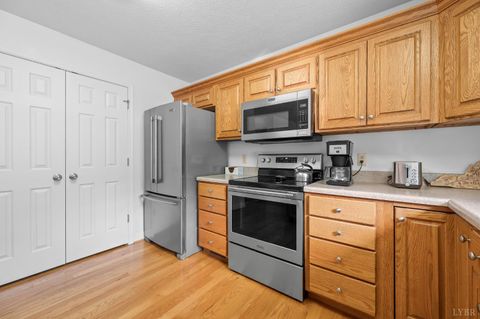 Tiny photo for 2120 Five Forks Road, Bedford, VA 24523 (MLS # 362760)