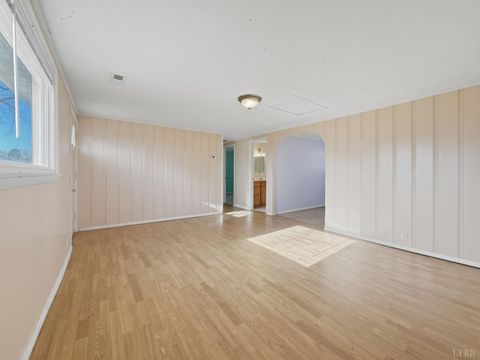 Tiny photo for 10368 Spring Mill Road, Concord, VA 24538 (MLS # 365320)