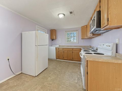 Tiny photo for 10368 Spring Mill Road, Concord, VA 24538 (MLS # 365320)