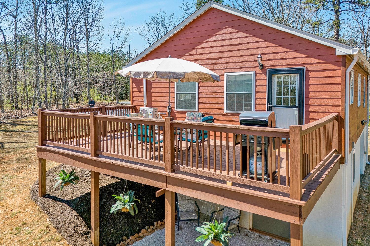 6892 Tolers Ferry Road, Huddleston, Virginia image 18