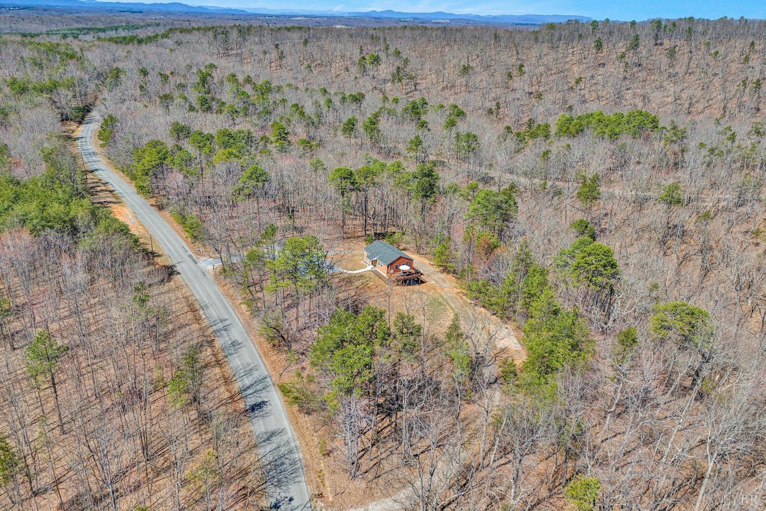 6892 Tolers Ferry Road, Huddleston, Virginia image 35