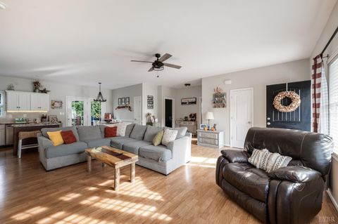 Tiny photo for 448 Mantle Dr Dr, Lynchburg, VA 24501 (MLS # 363795)