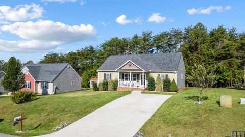 Tiny photo for 448 Mantle Dr Dr, Lynchburg, VA 24501 (MLS # 363795)