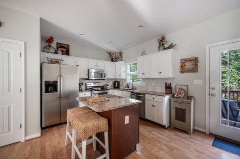 Tiny photo for 448 Mantle Dr Dr, Lynchburg, VA 24501 (MLS # 363795)