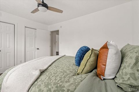 Tiny photo for 3501 Fort Avenue #17-18, Lynchburg, VA 24501 (MLS # 364529)