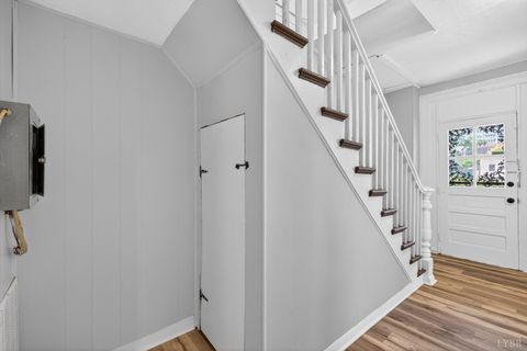 Tiny photo for 512 Polk Street, Lynchburg, VA 24504 (MLS # 366210)