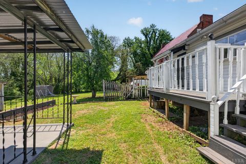 Tiny photo for 512 Polk Street, Lynchburg, VA 24504 (MLS # 366210)