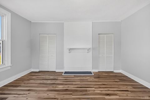 Tiny photo for 512 Polk Street, Lynchburg, VA 24504 (MLS # 366210)