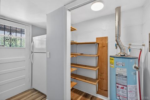 Tiny photo for 512 Polk Street, Lynchburg, VA 24504 (MLS # 366210)