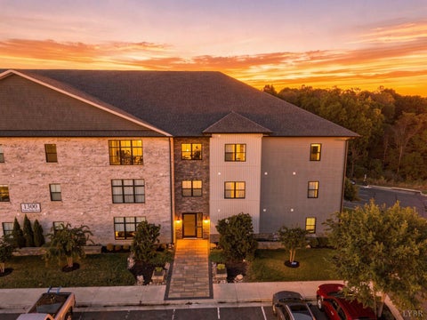 Condo For Sale - 1300 Stoney Ridge Boulevard #108<br/> Bedford County, Forest, VA 24551