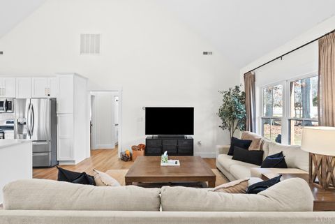 Tiny photo for 5191 Boonsboro Road, Lynchburg, VA 24503 (MLS # 364744)