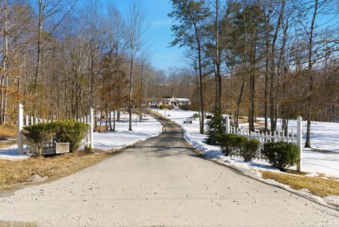Tiny photo for 214 Victoria Dr Dr, Amherst, VA 24521 (MLS # 364448)