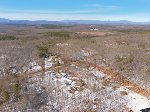 Tiny photo for 214 Victoria Dr Dr, Amherst, VA 24521 (MLS # 364448)