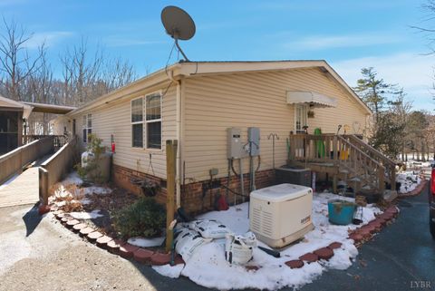 Tiny photo for 214 Victoria Dr Dr, Amherst, VA 24521 (MLS # 364448)