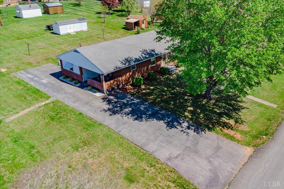 1321 Norfolk Avenue, Bedford, Virginia image 4